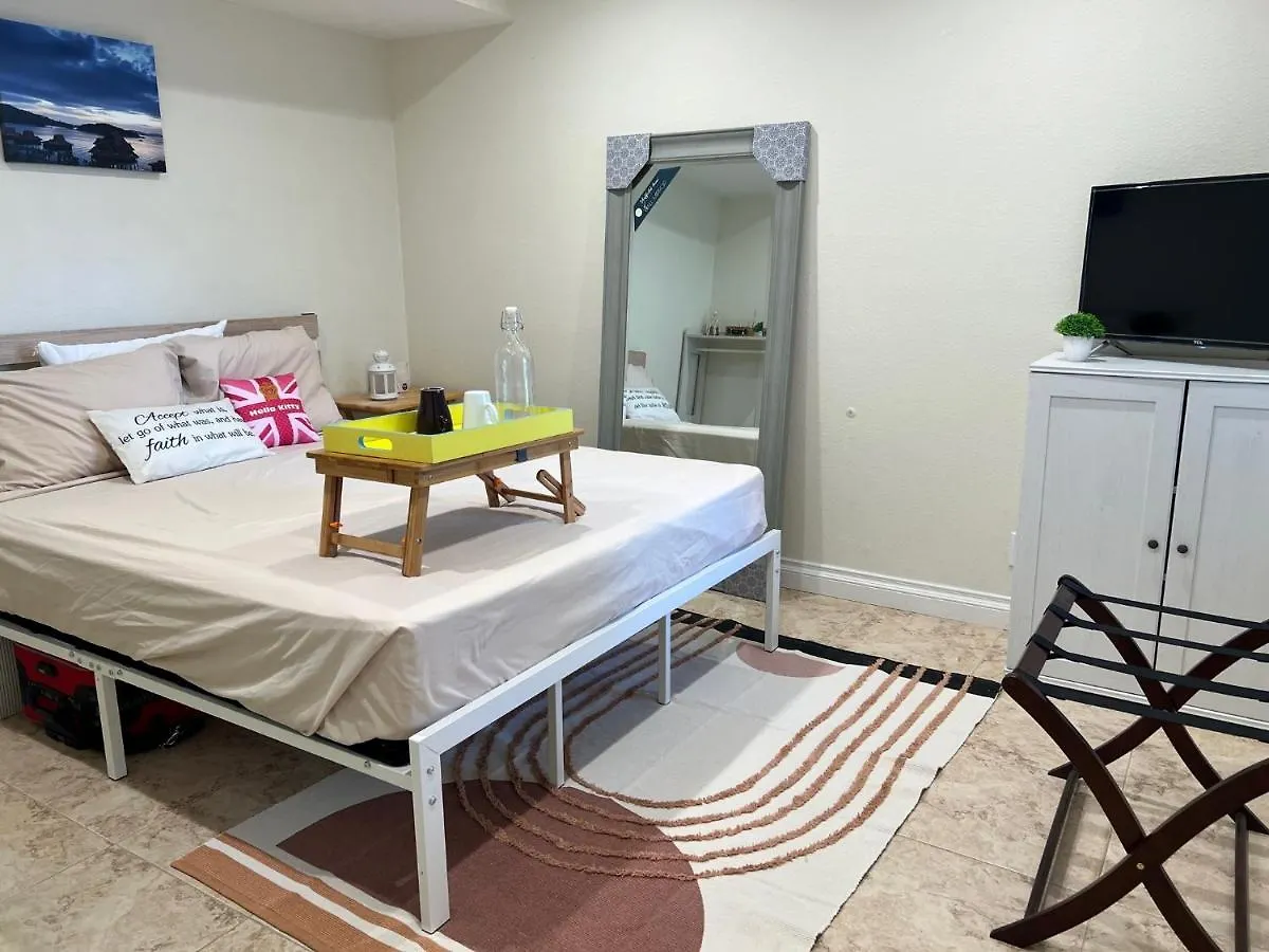 Homestay Serenity At Chambre D'Amour8 Anaheim