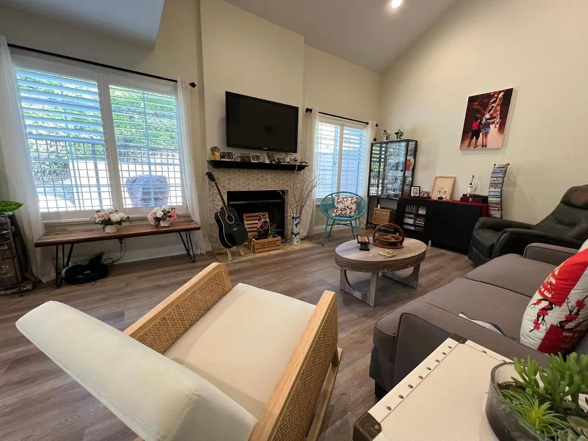 Homestay Serenity At Chambre D'Amour8 Anaheim United States